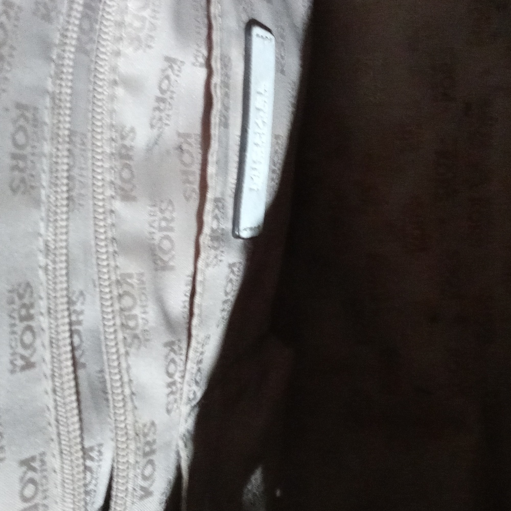 MK purse - Picture 3 of 4